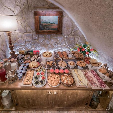 B&B Il Grottino Di Assergi Esterno foto